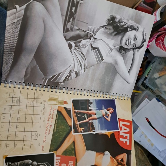 Valentine's Day SPECIAL! Marilyn Monroe Treasure Chest! - Picture 11 of 11